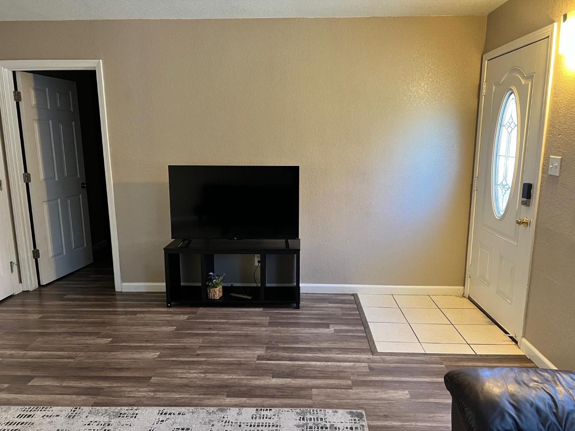 Quiet 1Bed,1Bath Condo With Free Parking Fresno Dış mekan fotoğraf